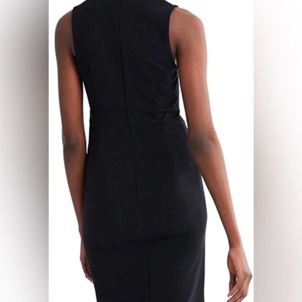 Zara Zip-Front Dress Black Solid
Sleeveless Sheath Front Slit Stretch
Size M - Picture 3 of 15
